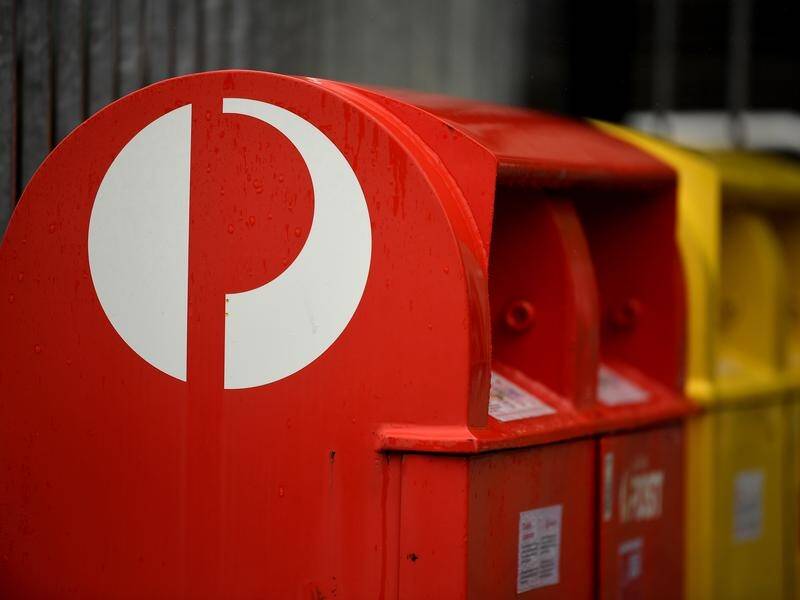 Australia Post needs to recruit almost 5000 workers to keep up with demand for parcel deliveries.