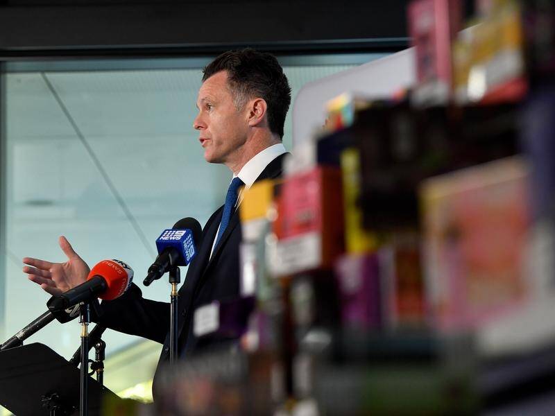 NSW Premier Chris Minns says evidence suggests vaping is a pathway to increased smoking rates. (Bianca De Marchi/AAP PHOTOS)