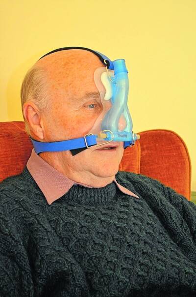 TrueFit client Roger sleeps peacefully with the custom-made apnoea mask.