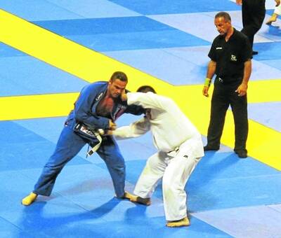 Tony Pycroft does battle at the 2011 World Jui Juitsi Championships last week.