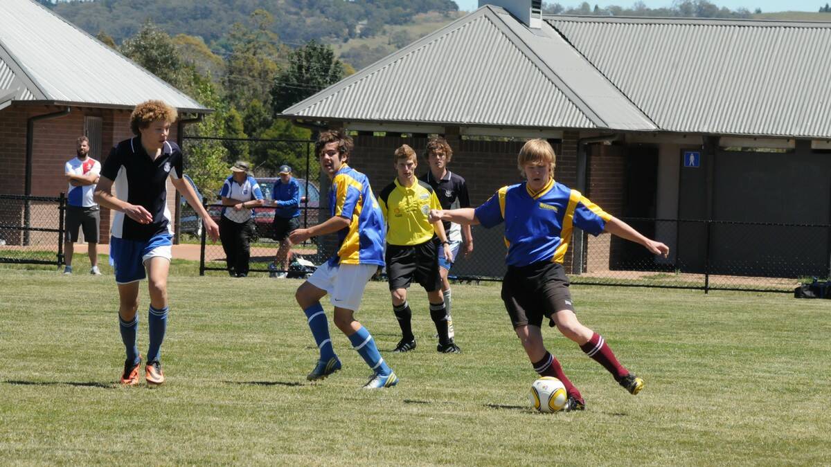 GOULBURN High School secured the Smith Cup for the fourth straight year on Friday, edging out Bowral High in another close contest.