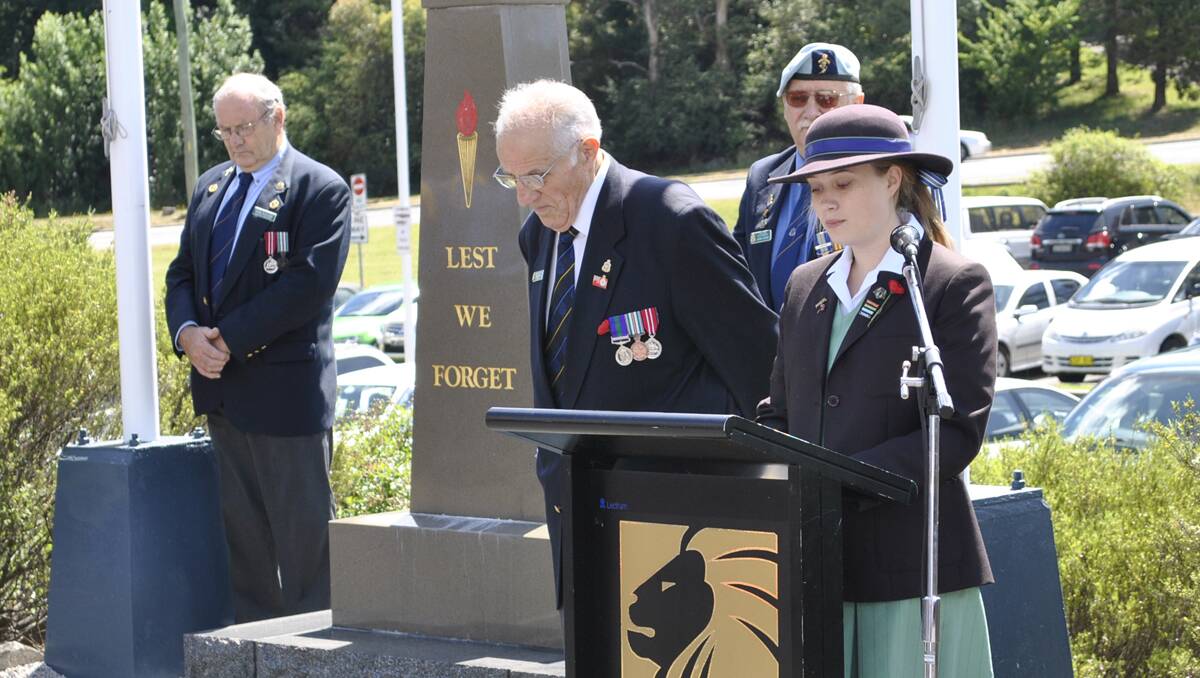 Frensham student Hannah Buschman speaking at the Mittagong RSL Remembrance Day service.